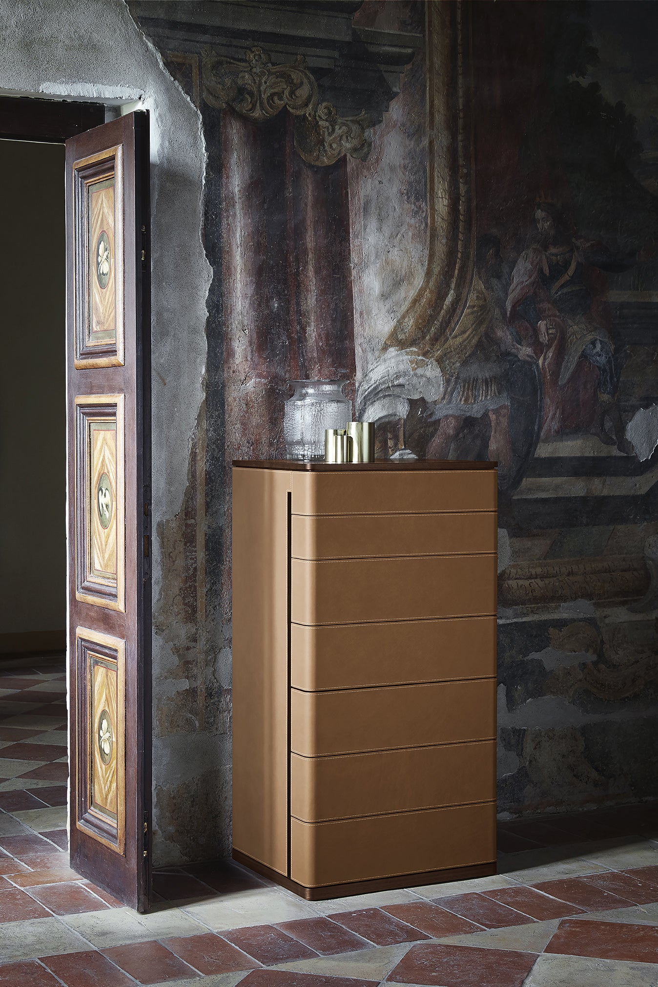 poltrona frau fidelio notte high drawer chest