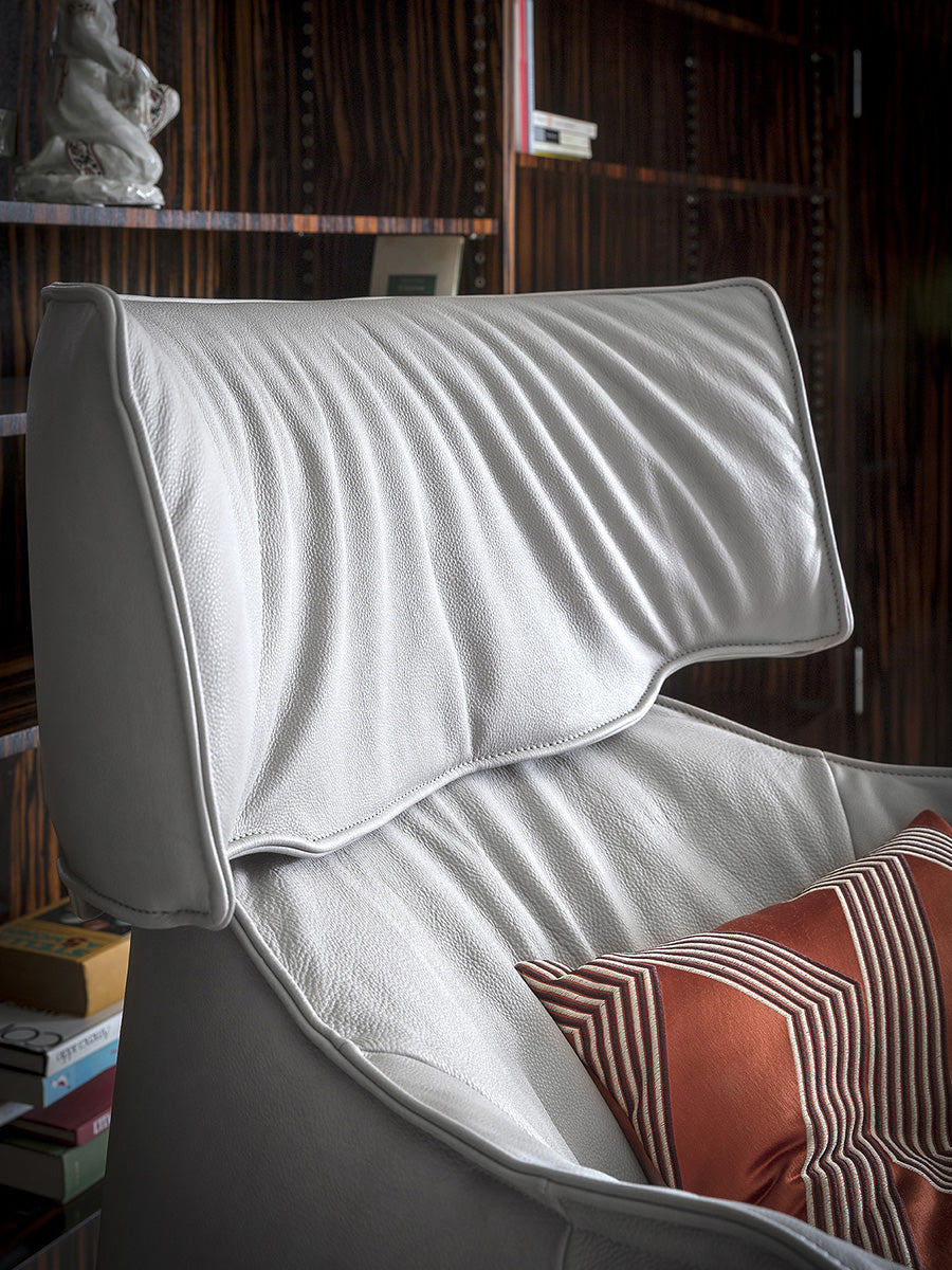 poltrona frau archibald king armchair
