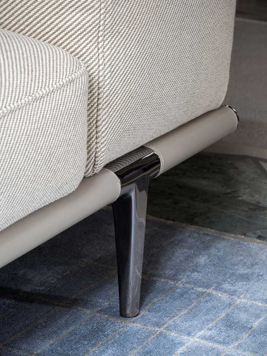 poltrona frau let it be sofa