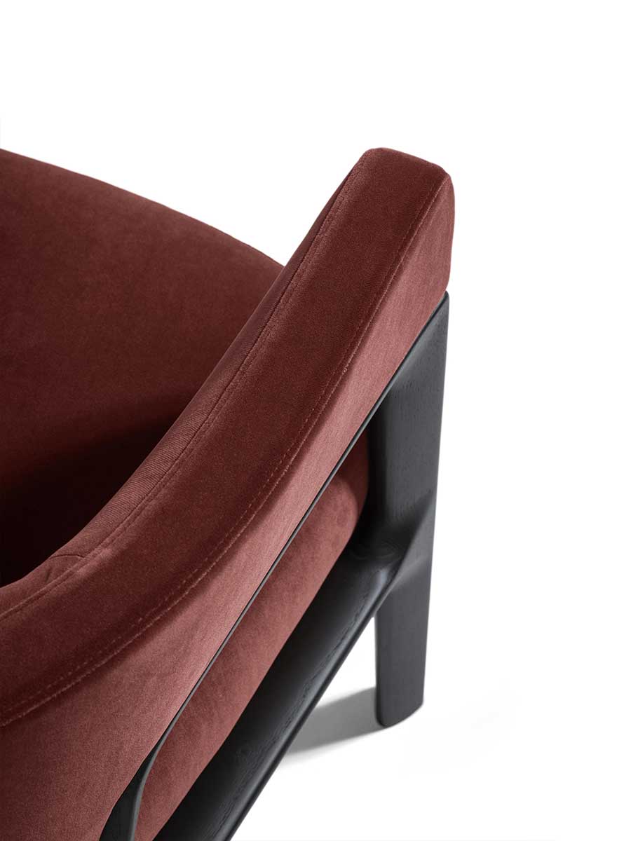 poltrona frau duo lounge chair
