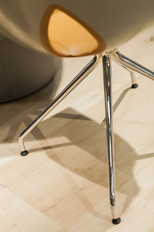 Ginger Ale 4 Spokes Small Armchair
