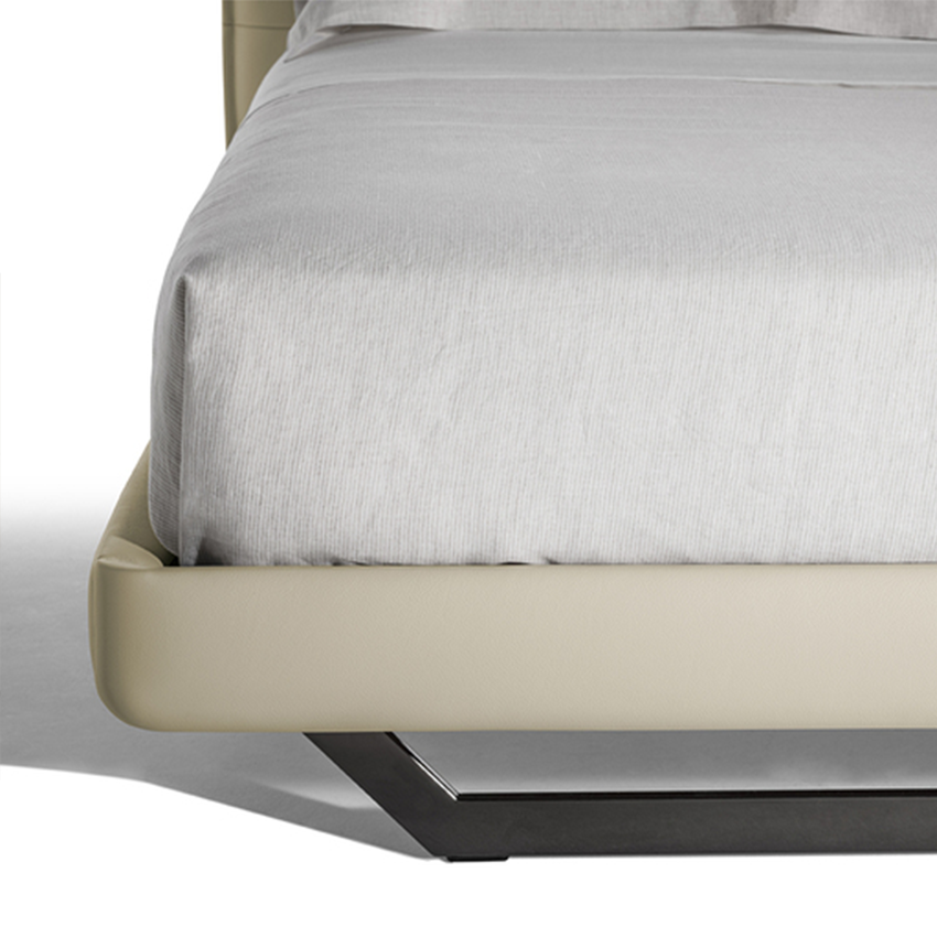 Aurora Tre Bed 180