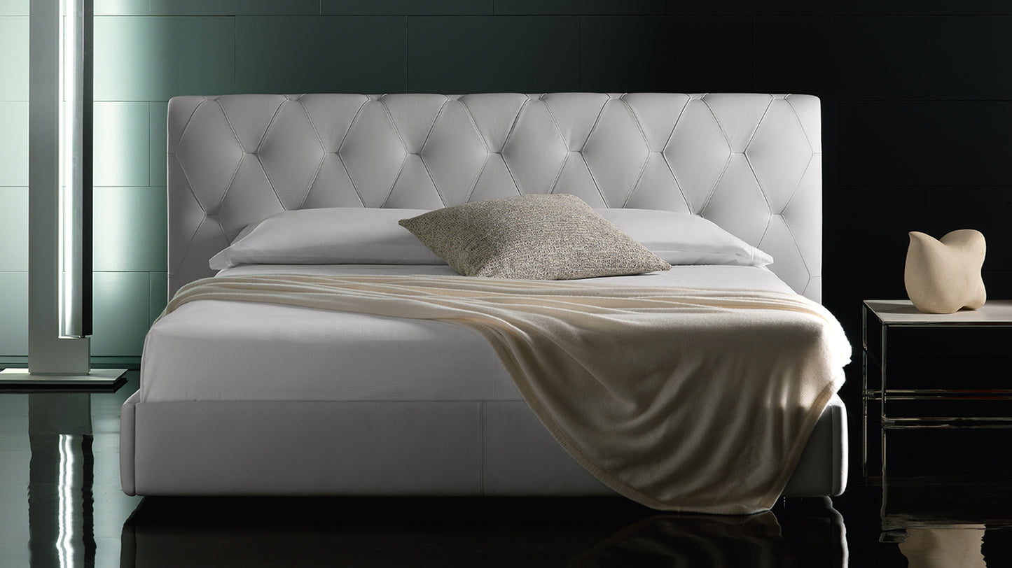 Bluemoon Bed 180