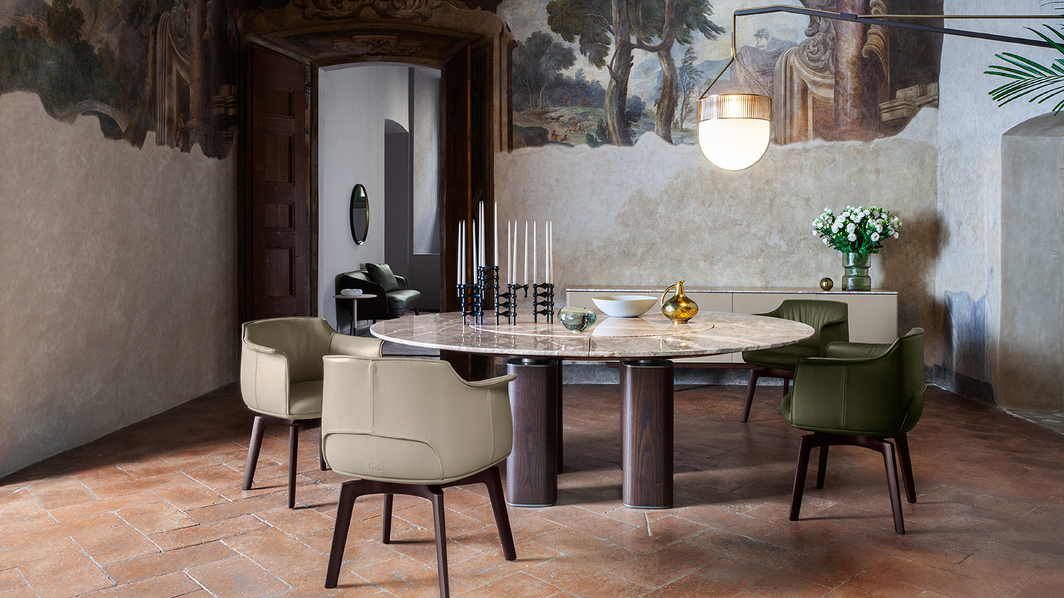 Jane Round Dining Table