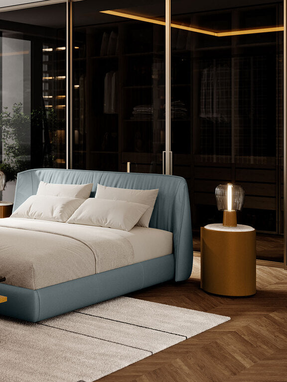 Nymph Small Table Lamp