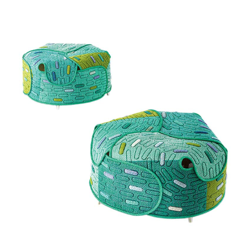 Hana Arashi Pouf