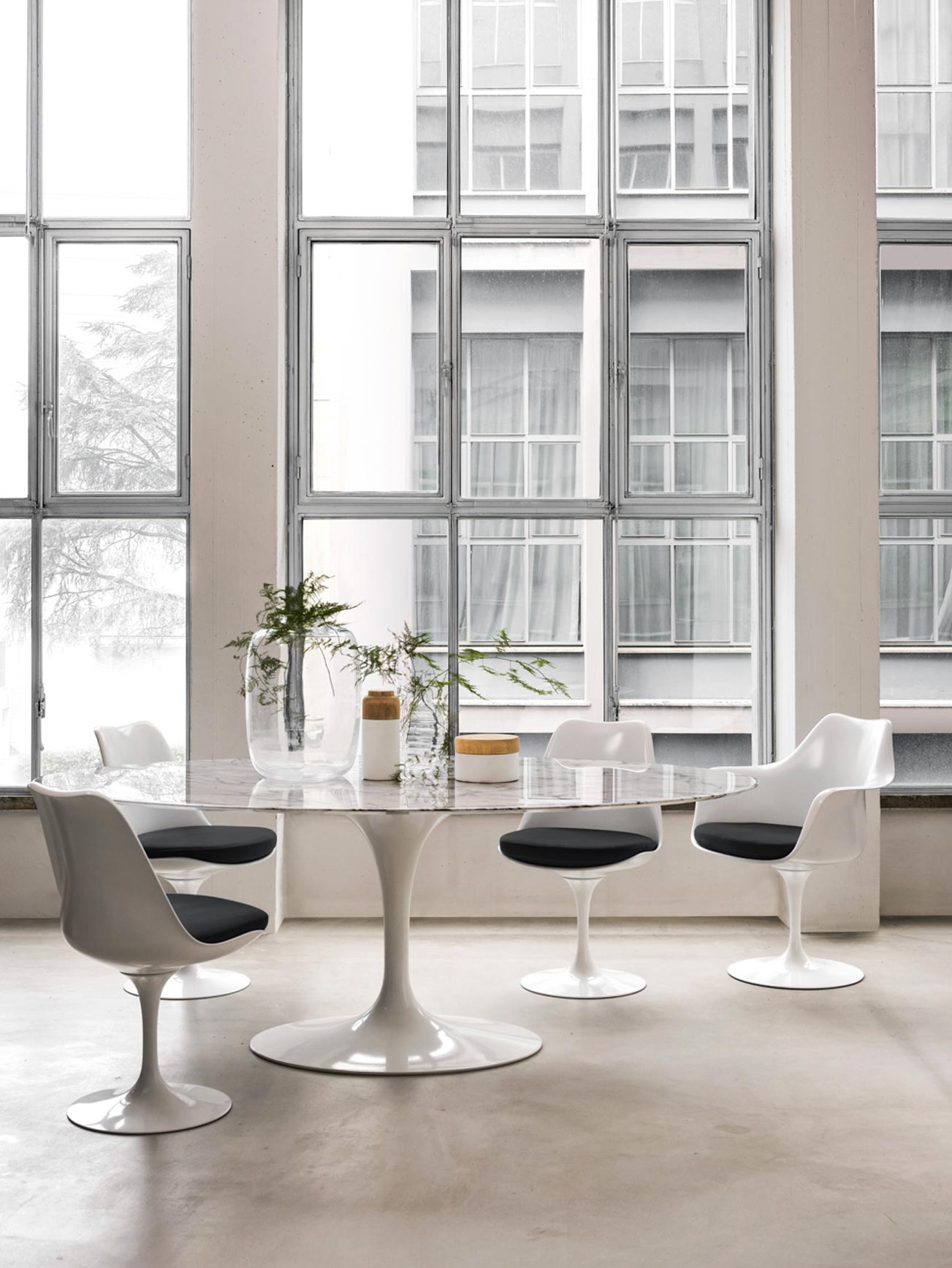 Saarinen Oval Dining Table 78"