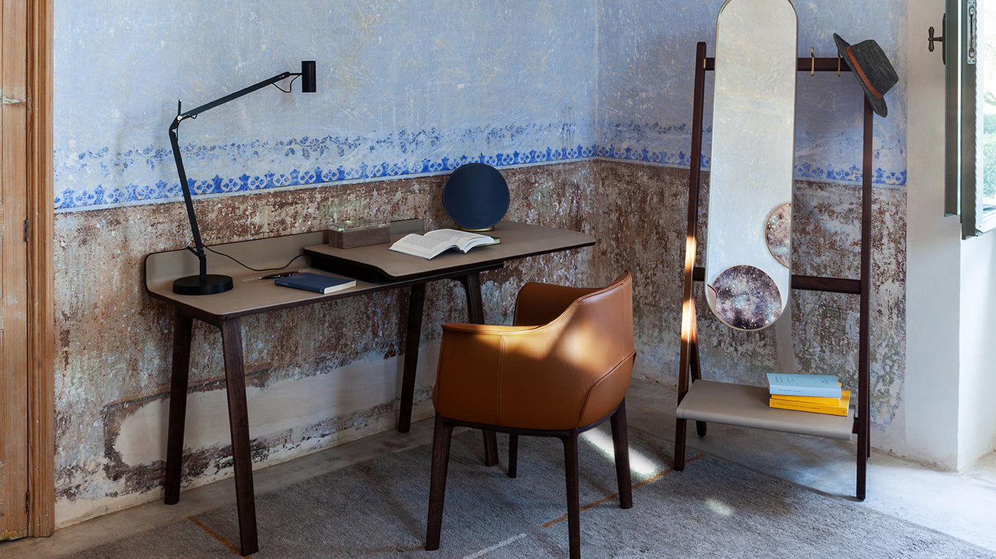 Iren Free Standing Desk