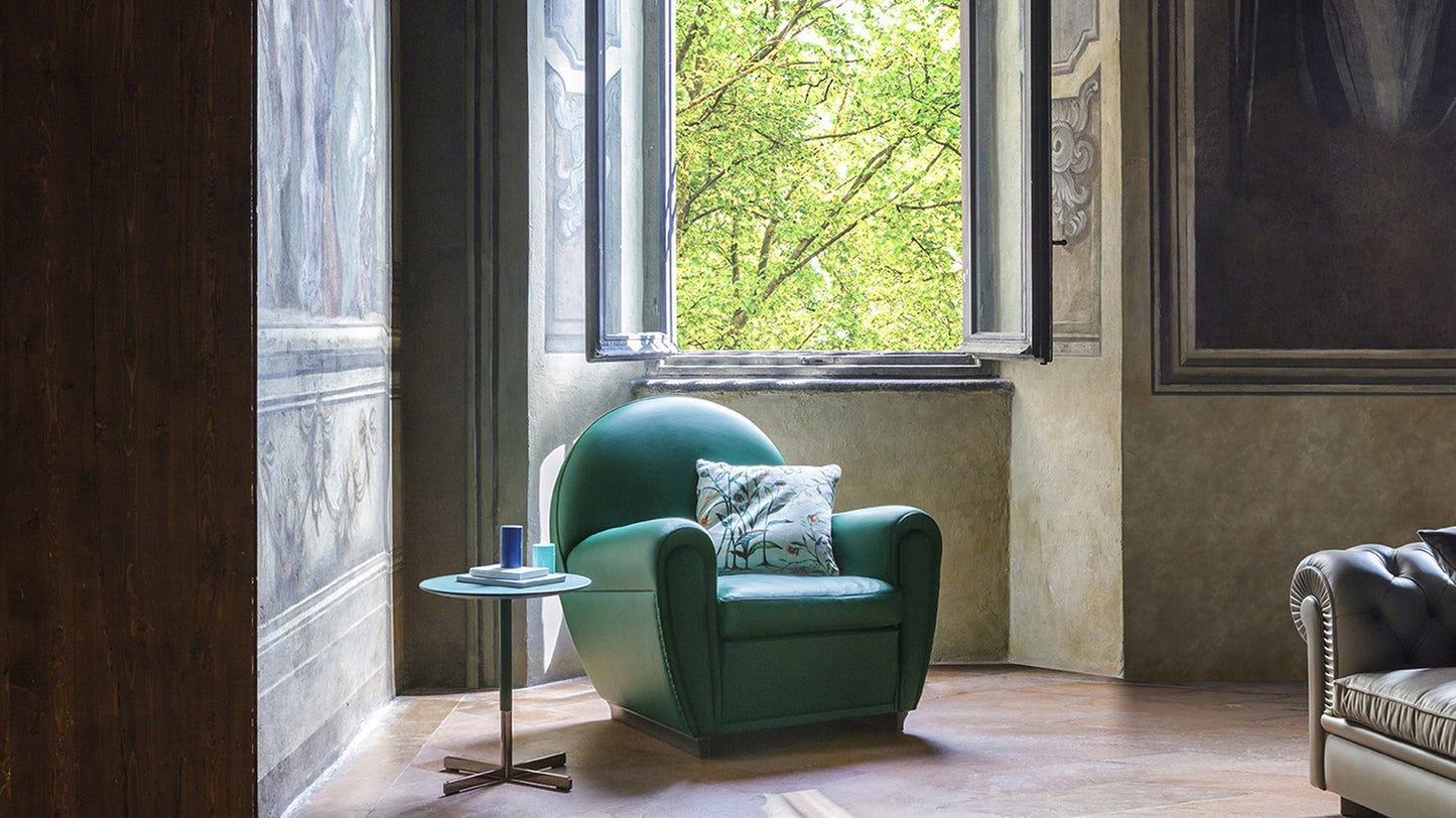 Vanity Fair XC Armchair