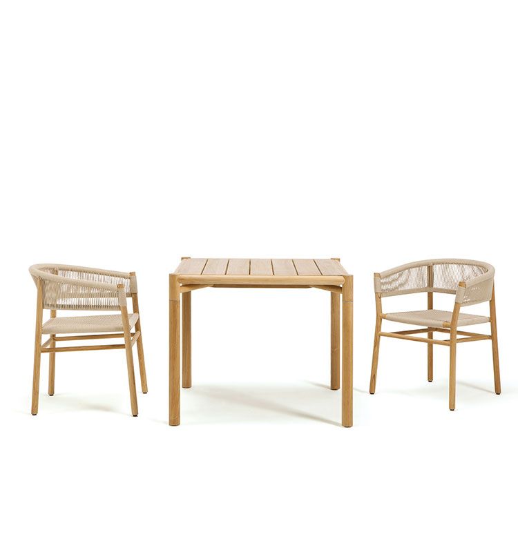 Kilt Square Table