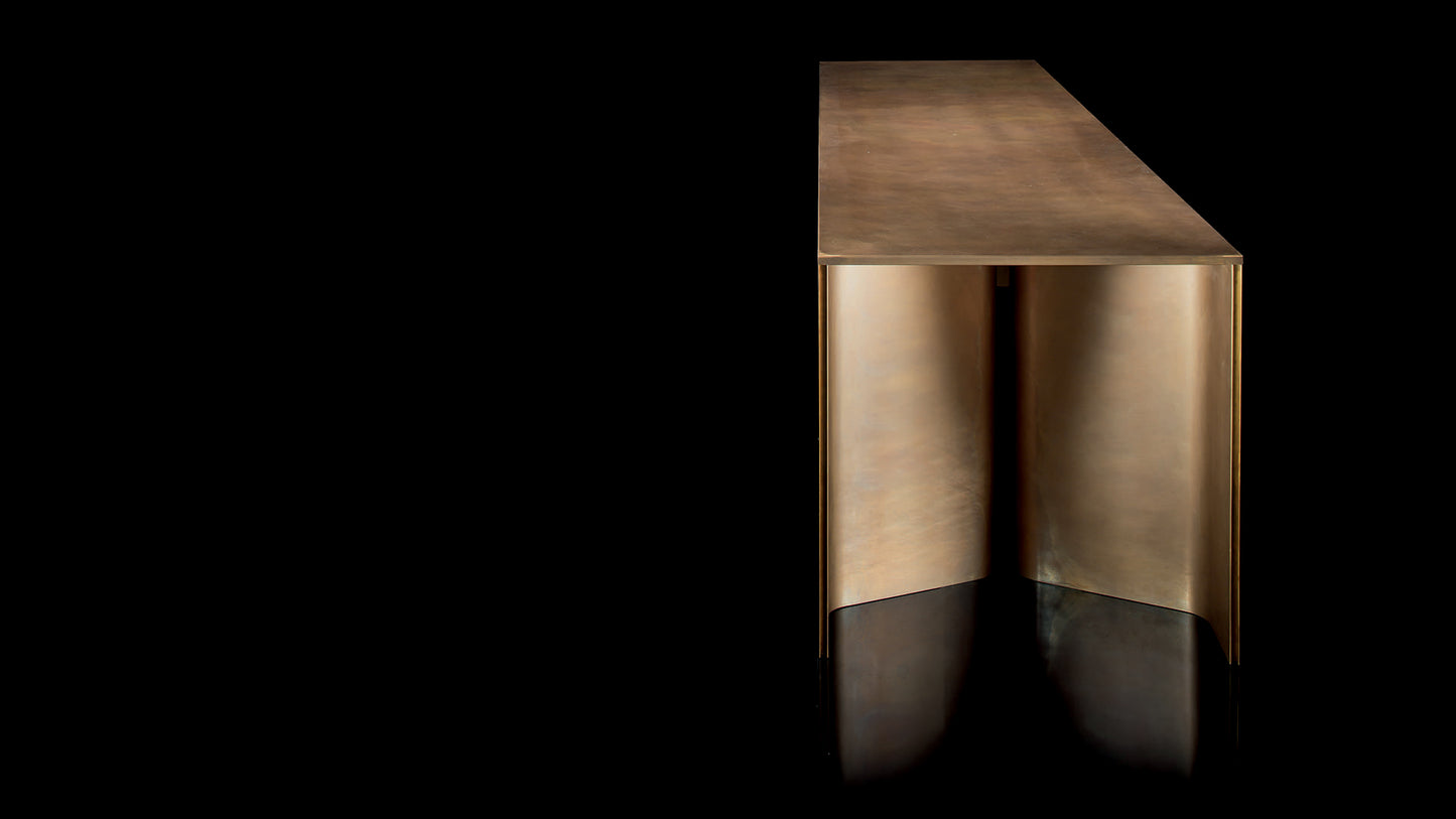 Time Dining Table