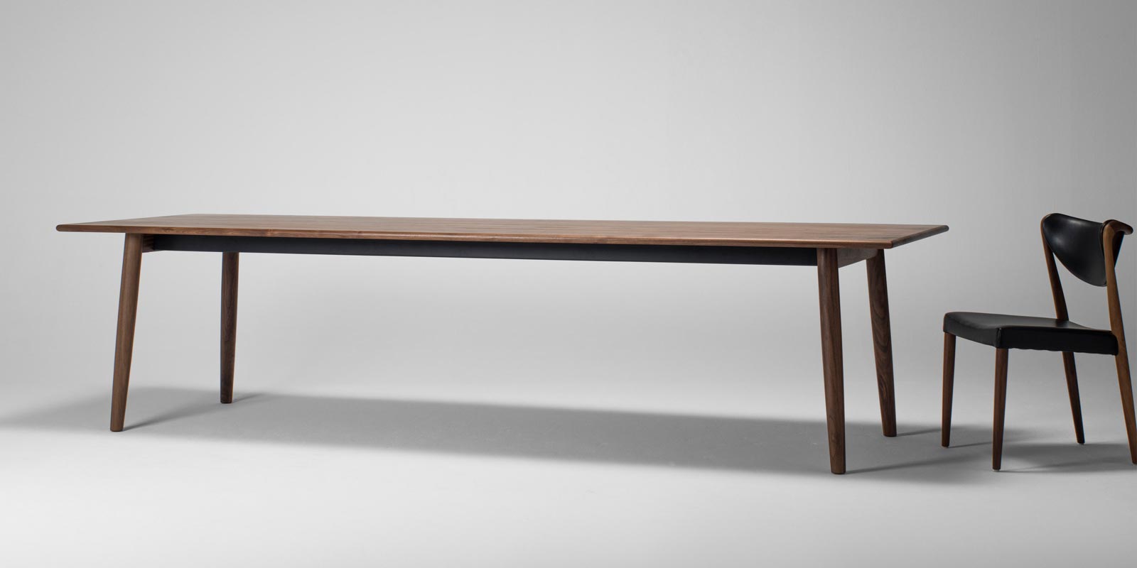 MCM TABLE | Dining Table