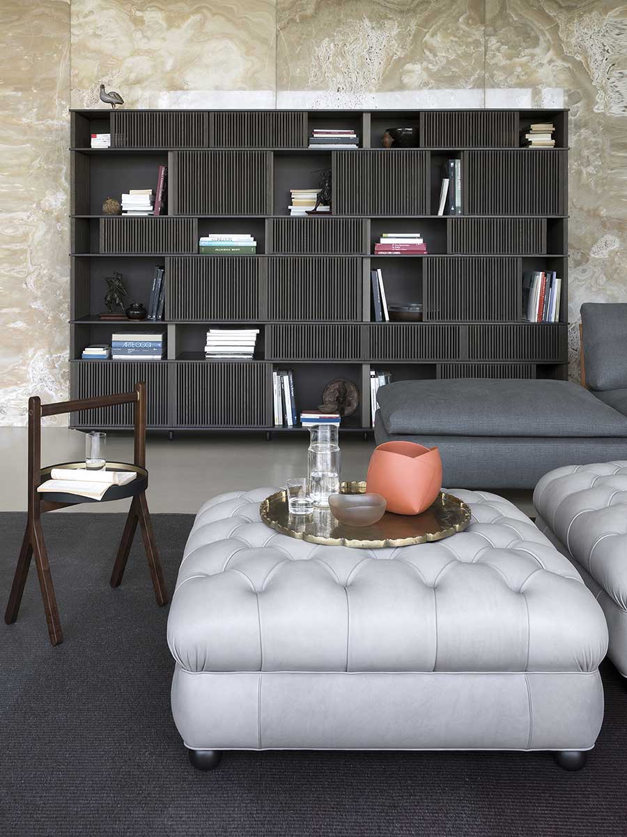 poltrona frau chester one ottoman