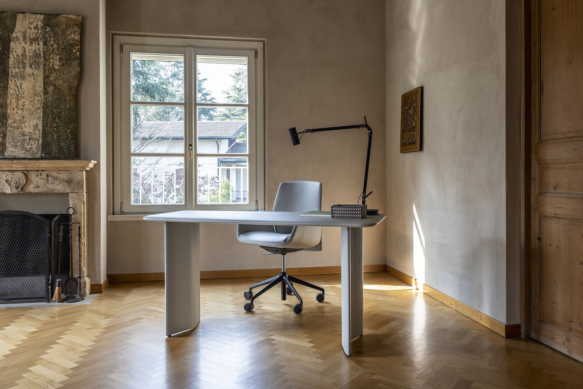Downtown Conference 360° Chair