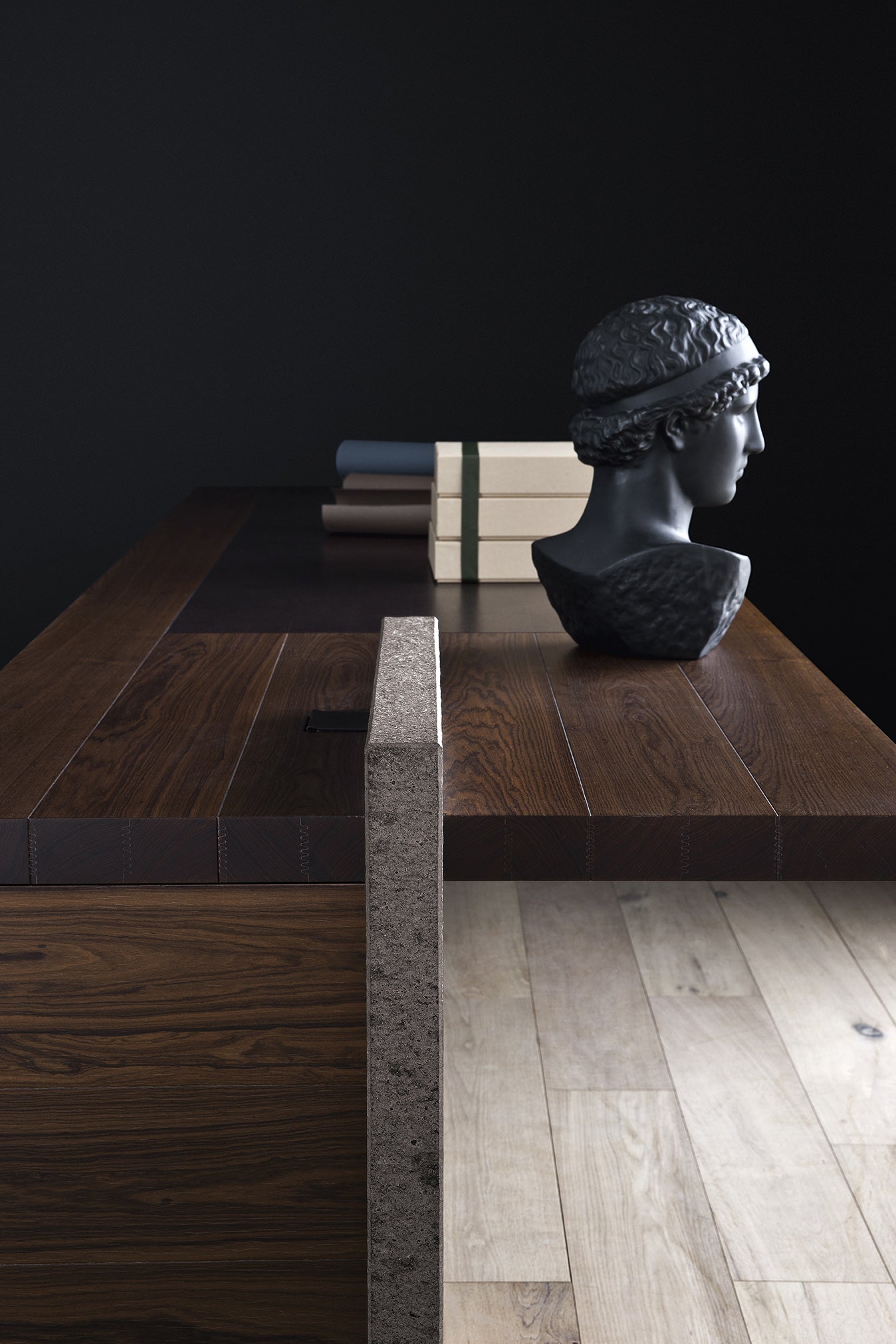 poltrona frau h o desk