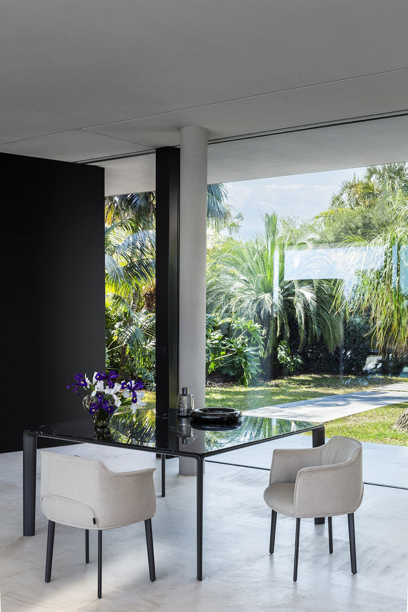 poltrona frau homey table