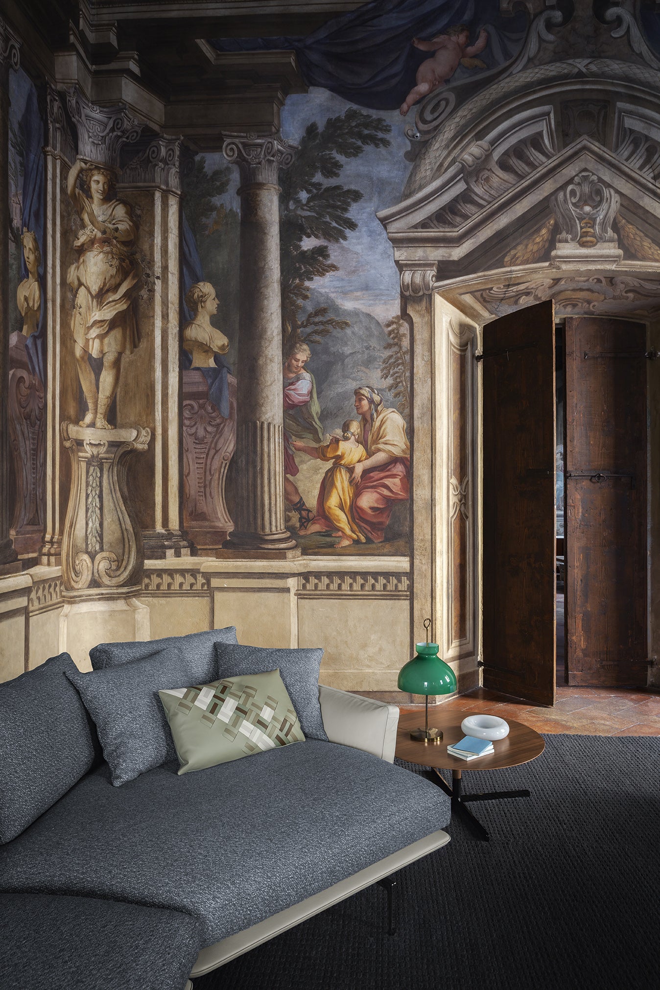 poltrona frau journey decorative cushions
