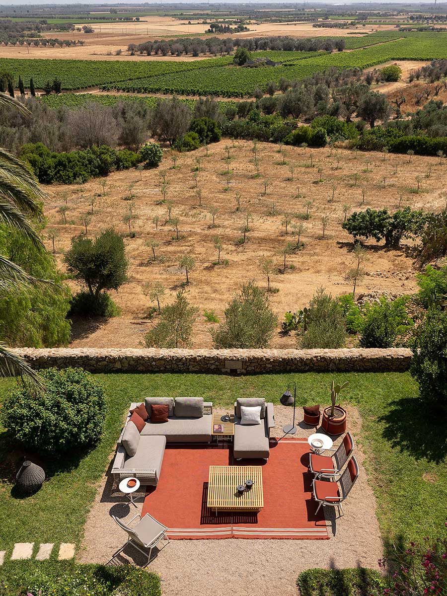 poltrona frau sherazade rug