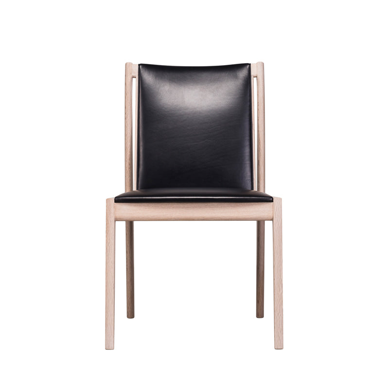 CLAUDE | Chair