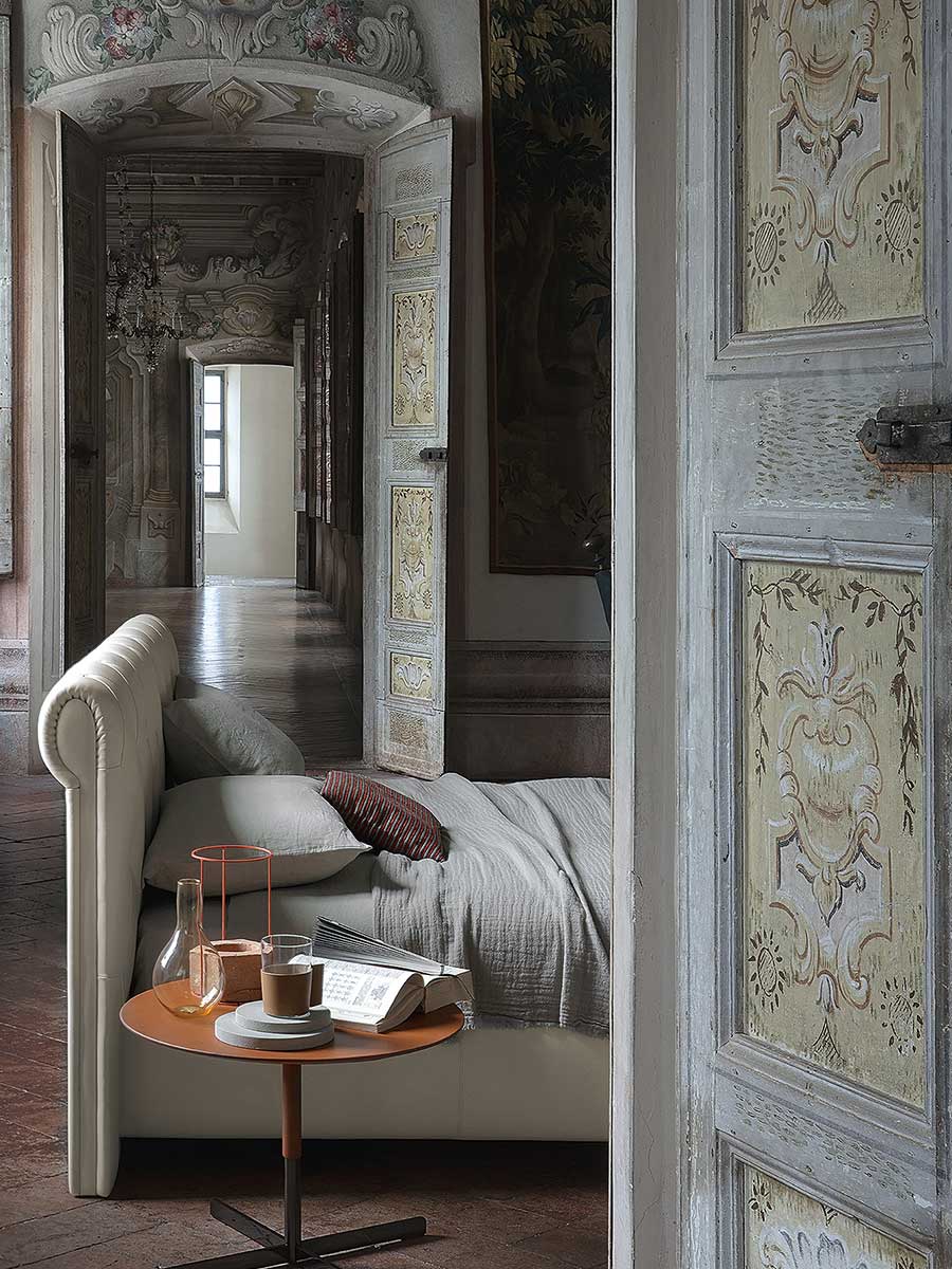 poltrona frau bluemoon bed