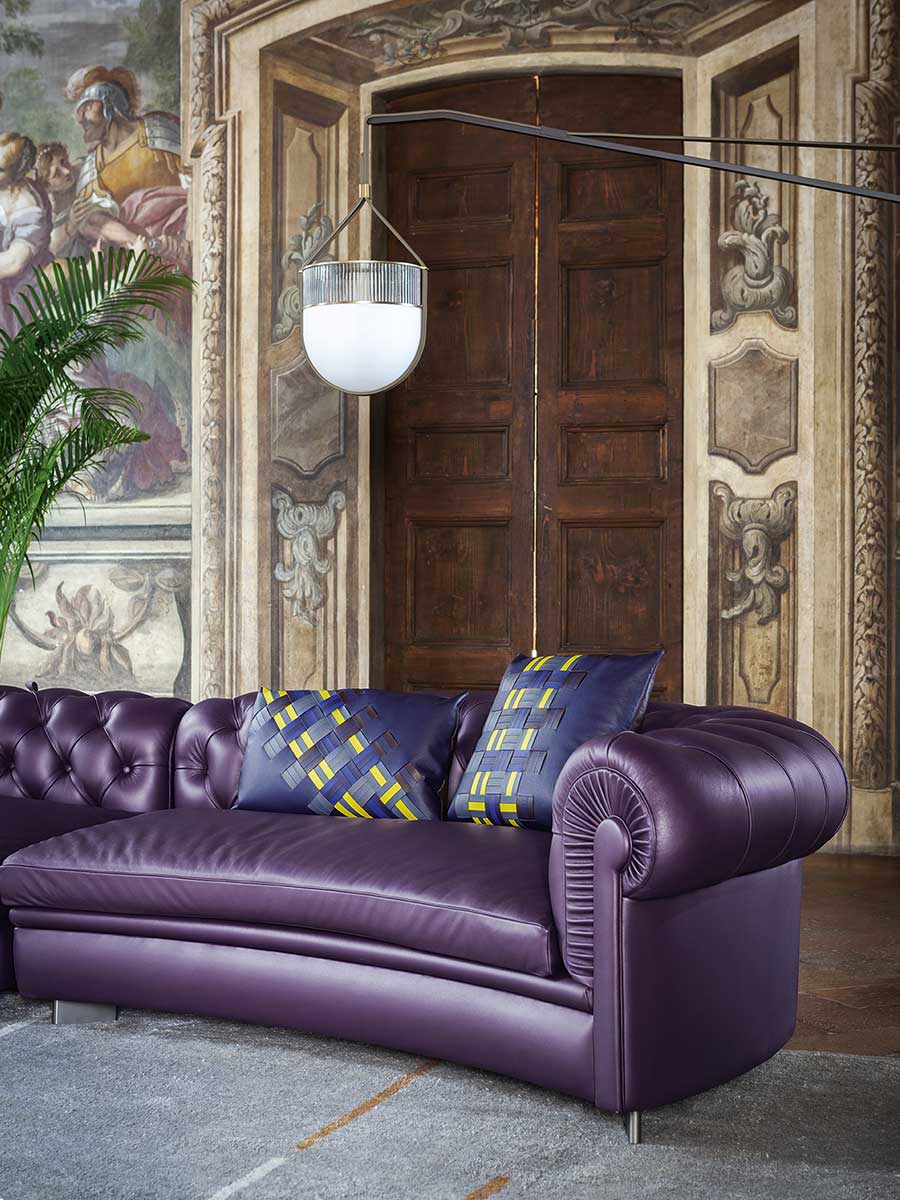 poltrona frau chester line sofa