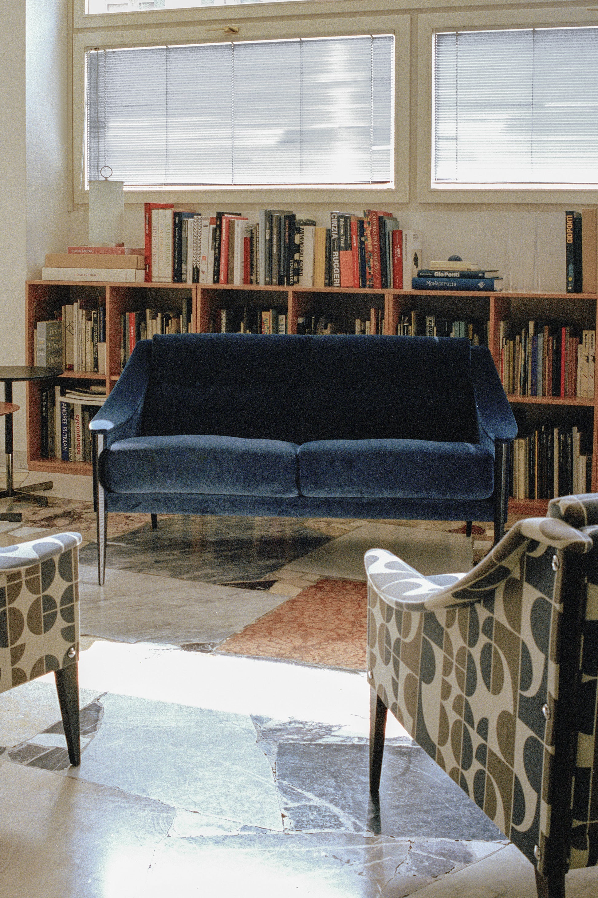 Dezza 24 Sofa