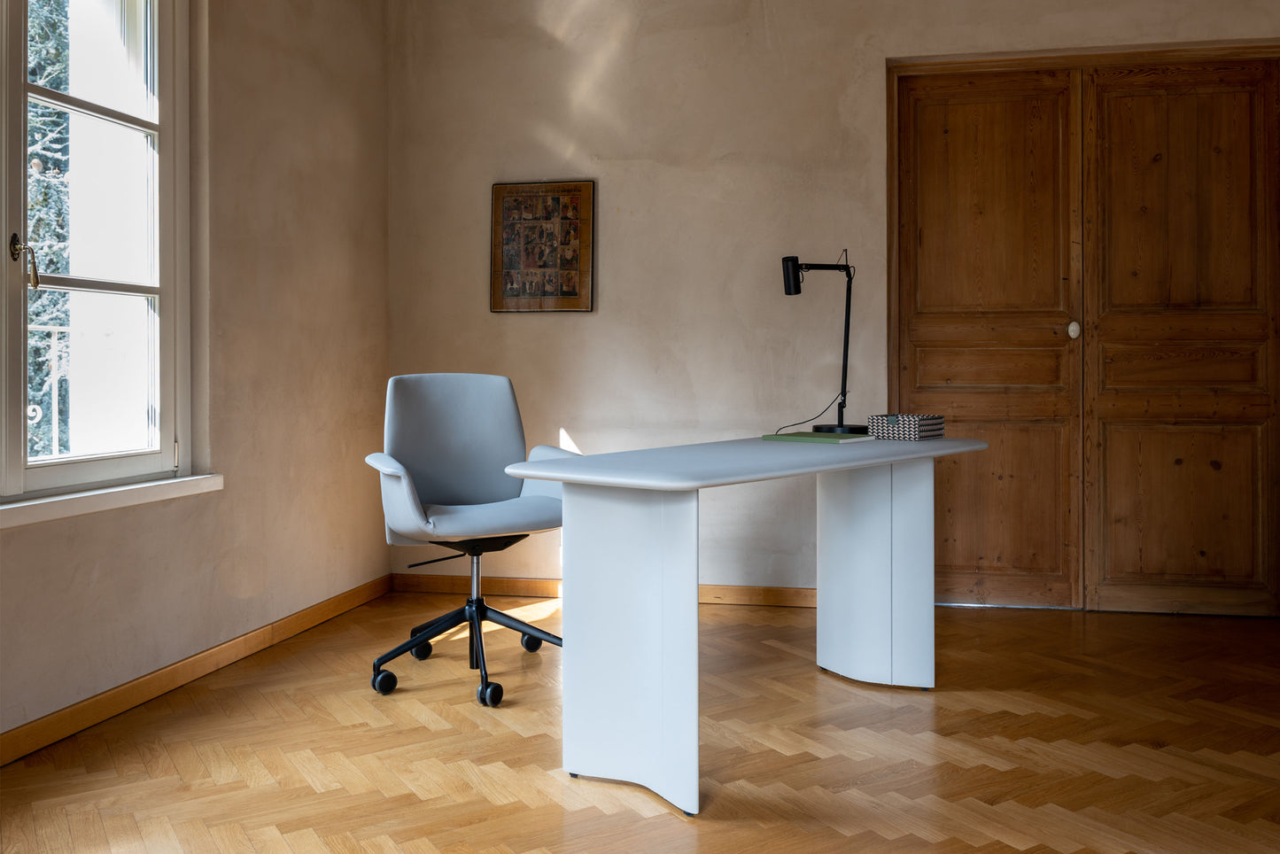 poltrona frau downtown conference 360 chair
