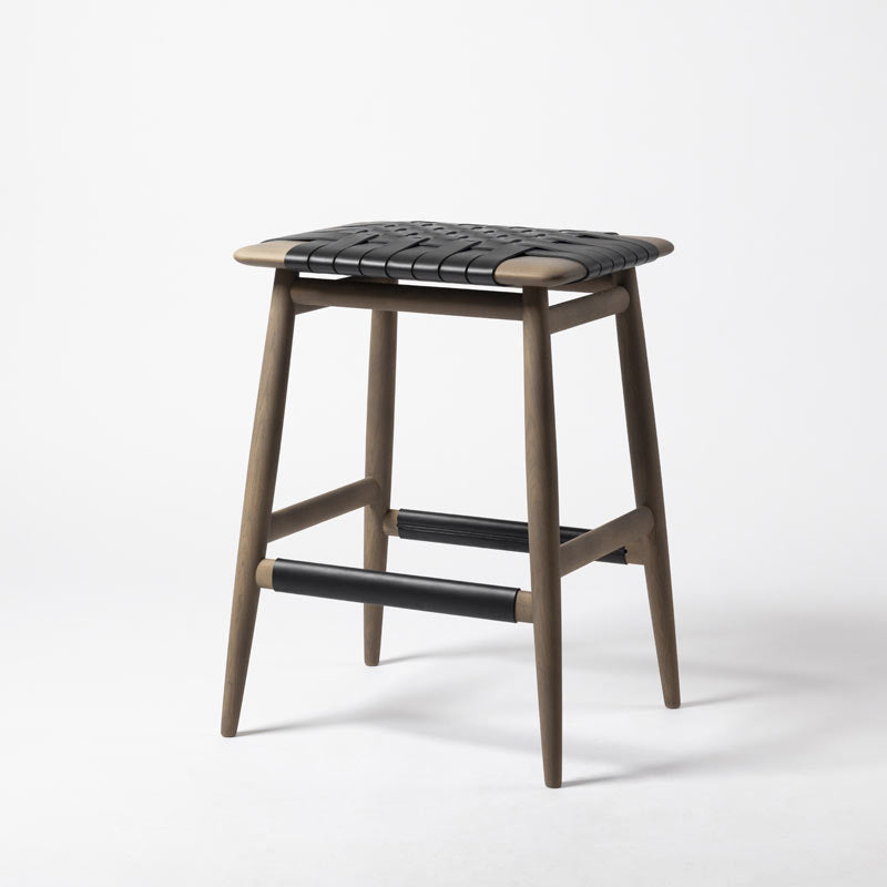 MO BRIDGE | Counter Stool