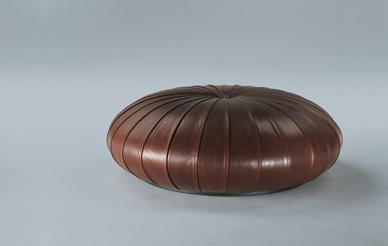 poltrona frau esedra ottoman