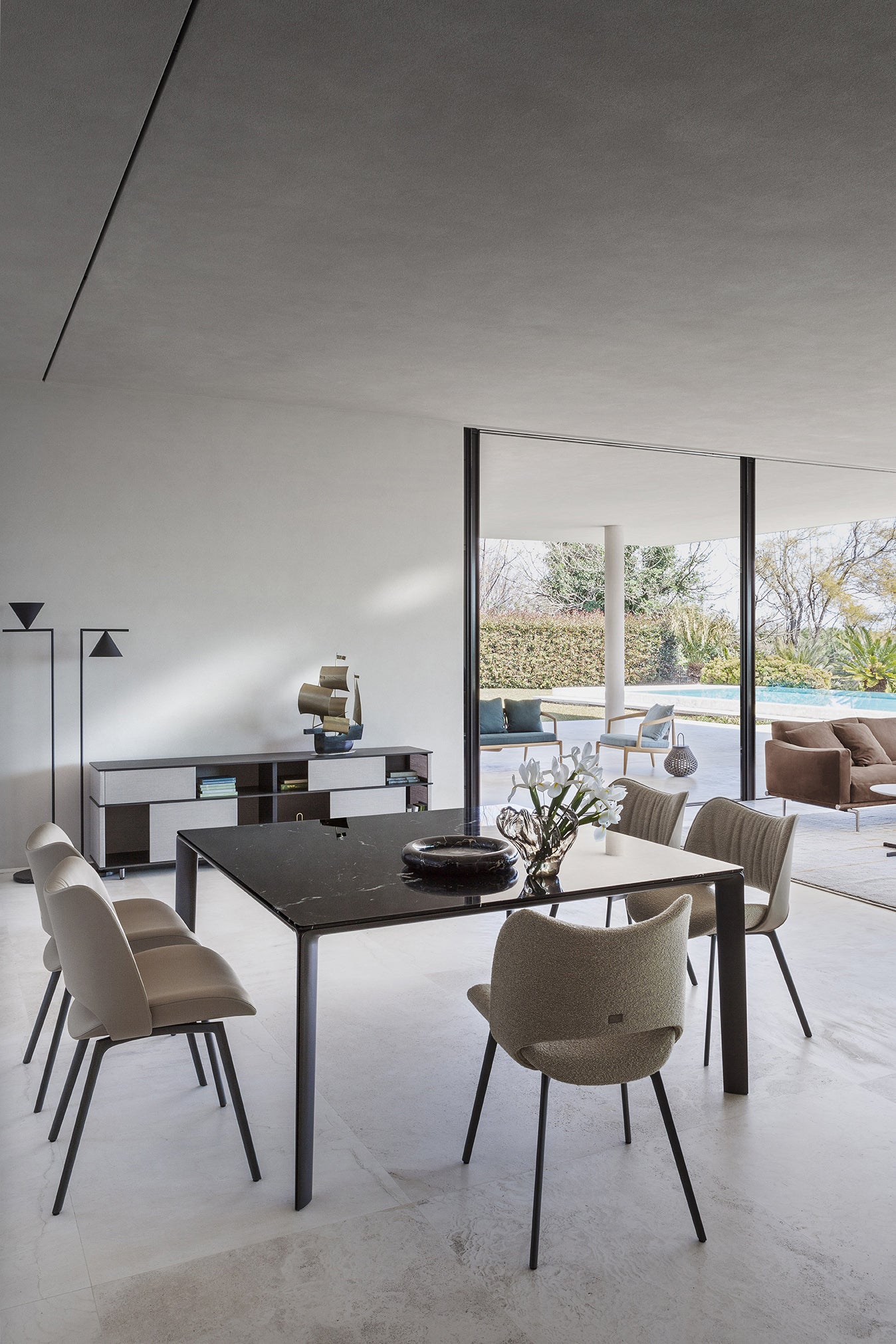 poltrona frau homey table