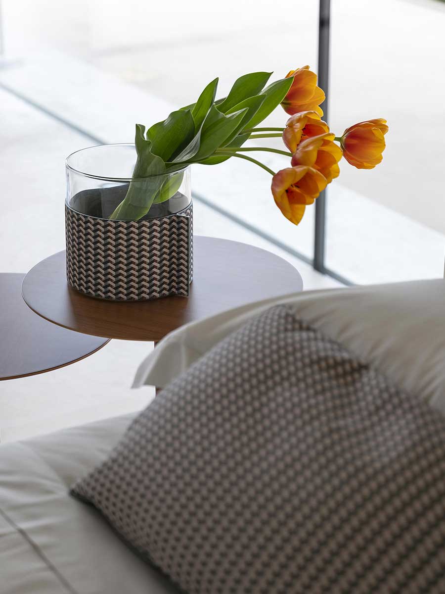 poltrona frau leather pot vase