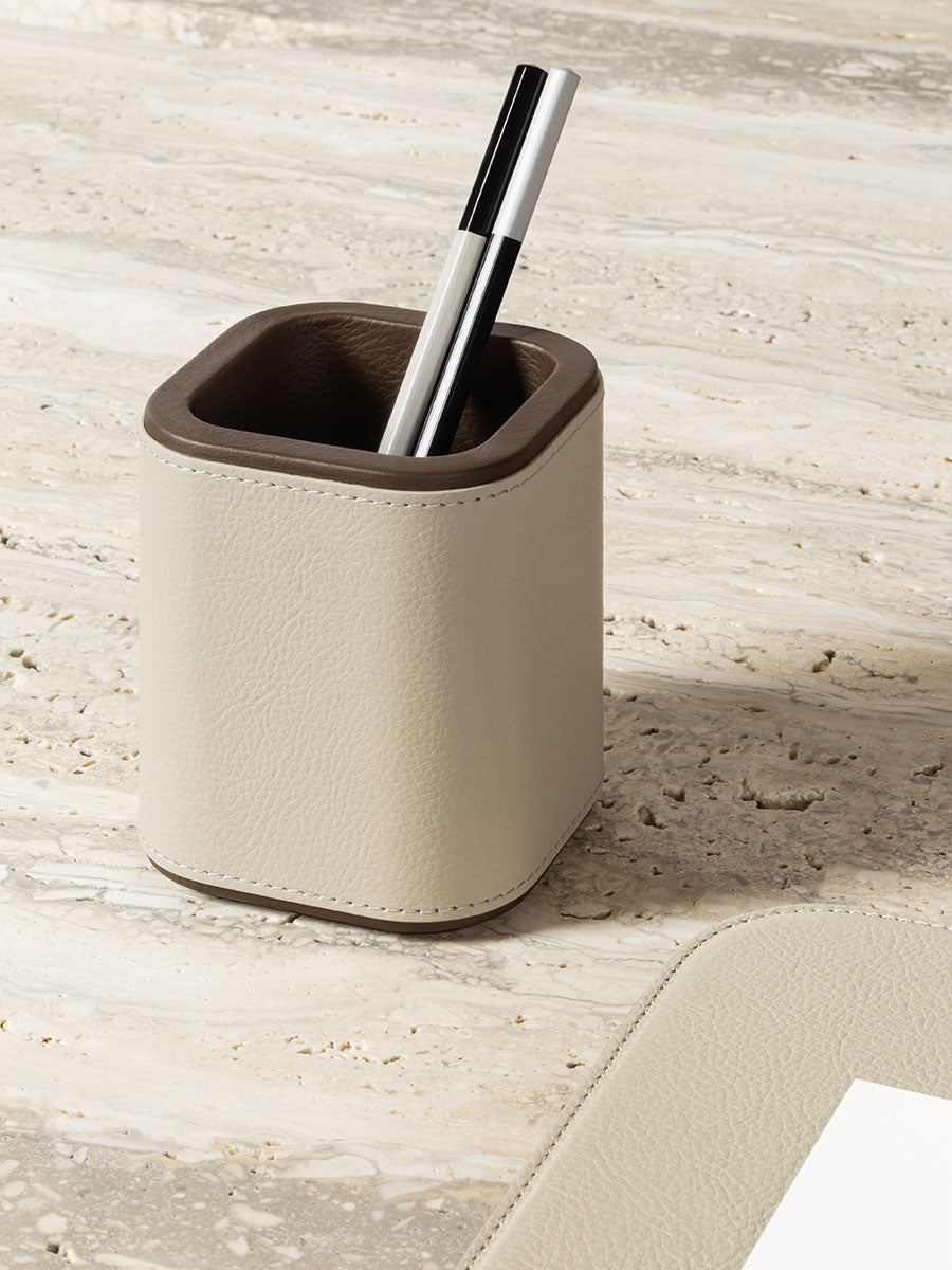 poltrona frau office pen holder