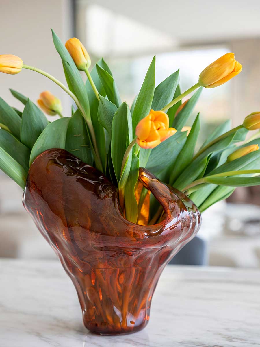 Water Illusion Vase