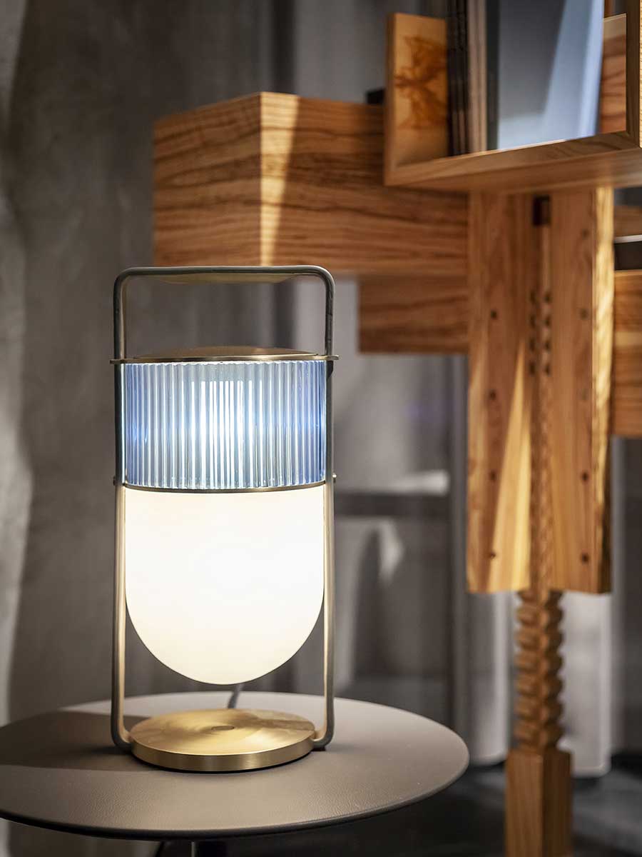 Xi Table Lamp