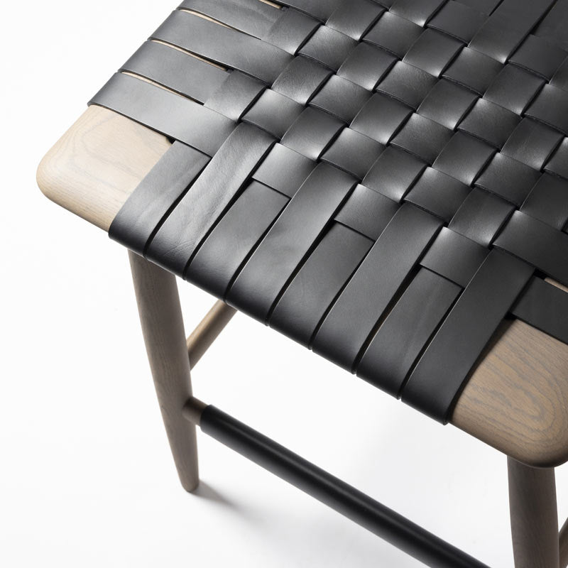 MO BRIDGE | Counter Stool