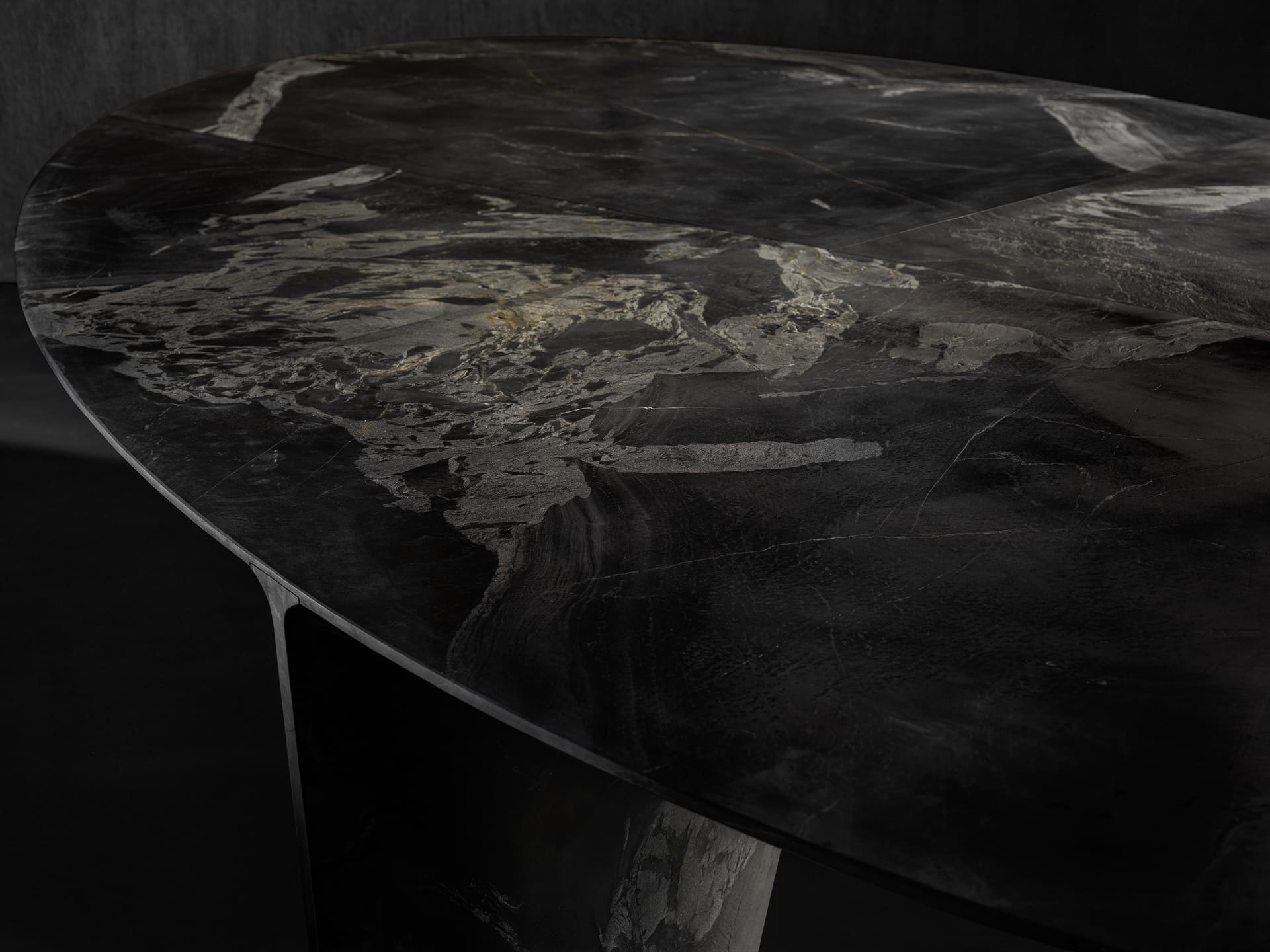 Synapse Dining Table