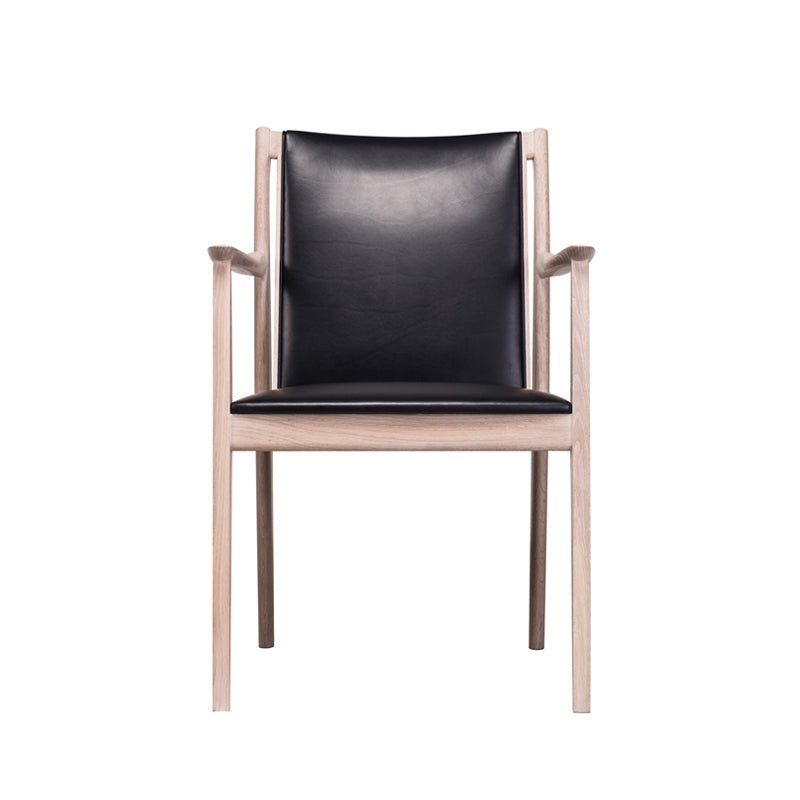 CLAUDE | Armchair
