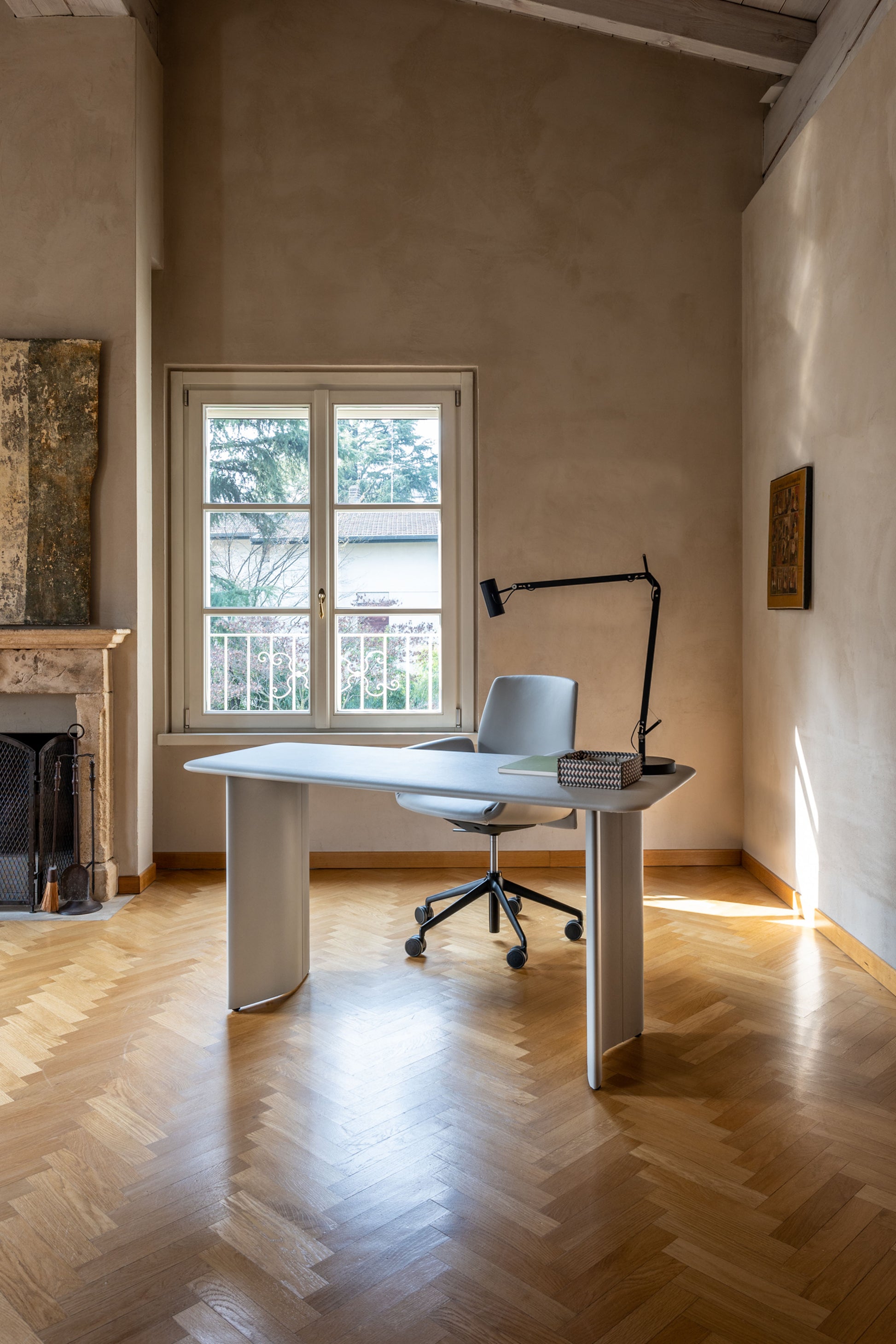 Downtown Conference 360° Chair