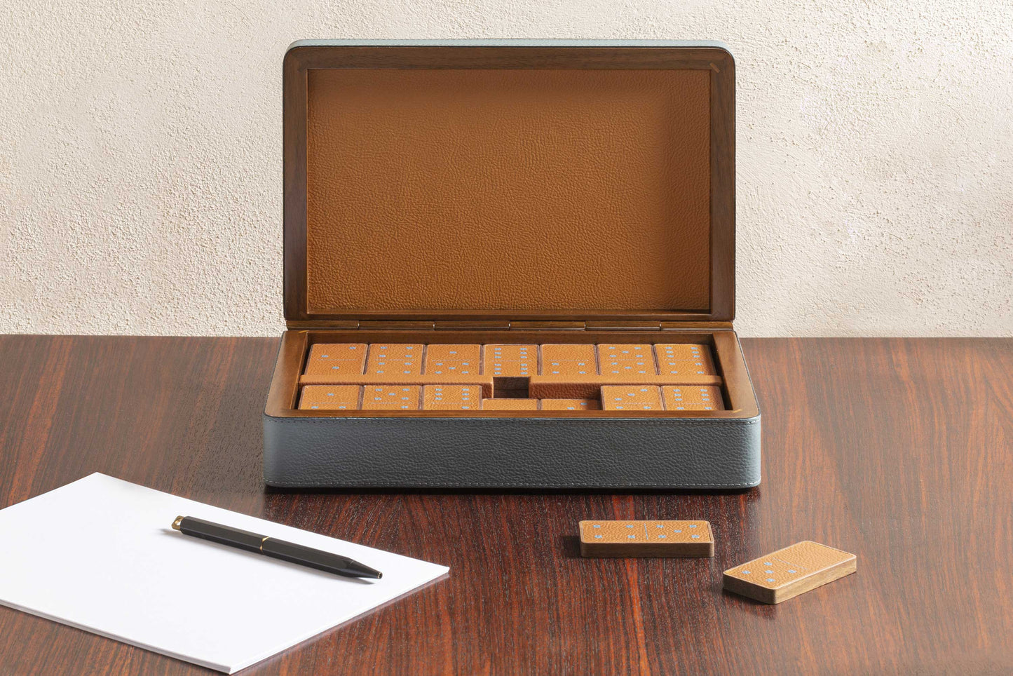 poltrona frau games domino