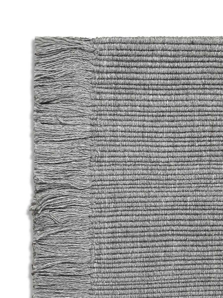 poltrona frau kabir rug