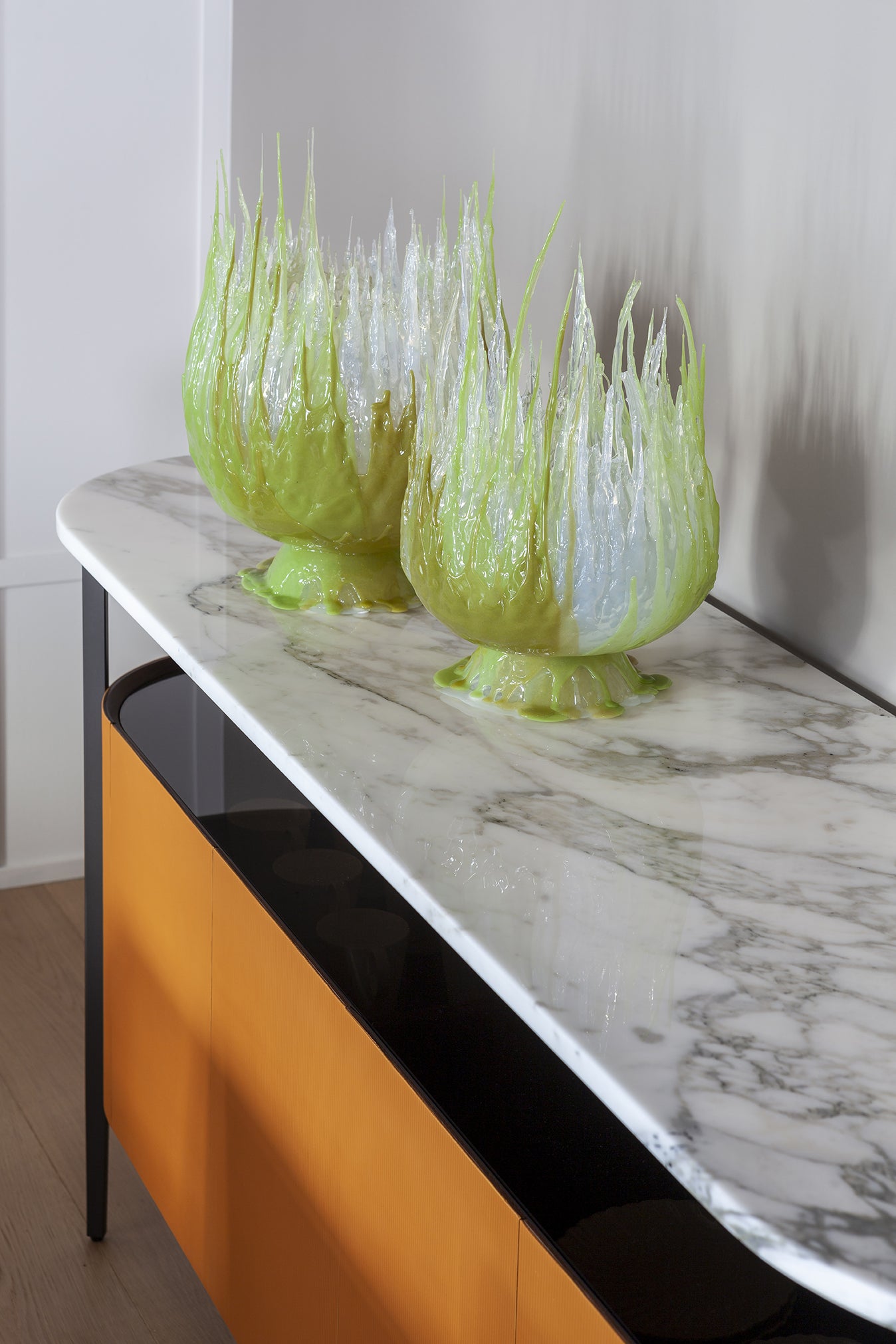 poltrona frau mi low cabinet