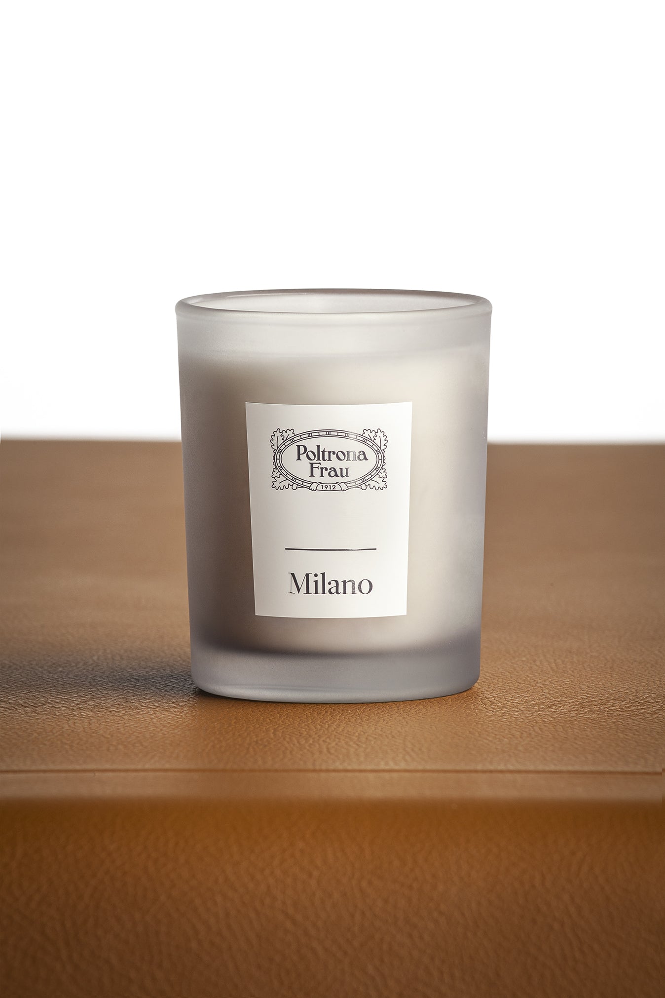 poltrona frau milano candle
