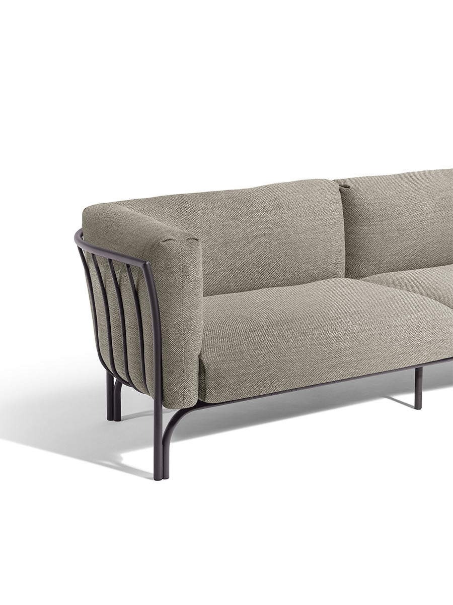 poltrona frau mirabell sofa