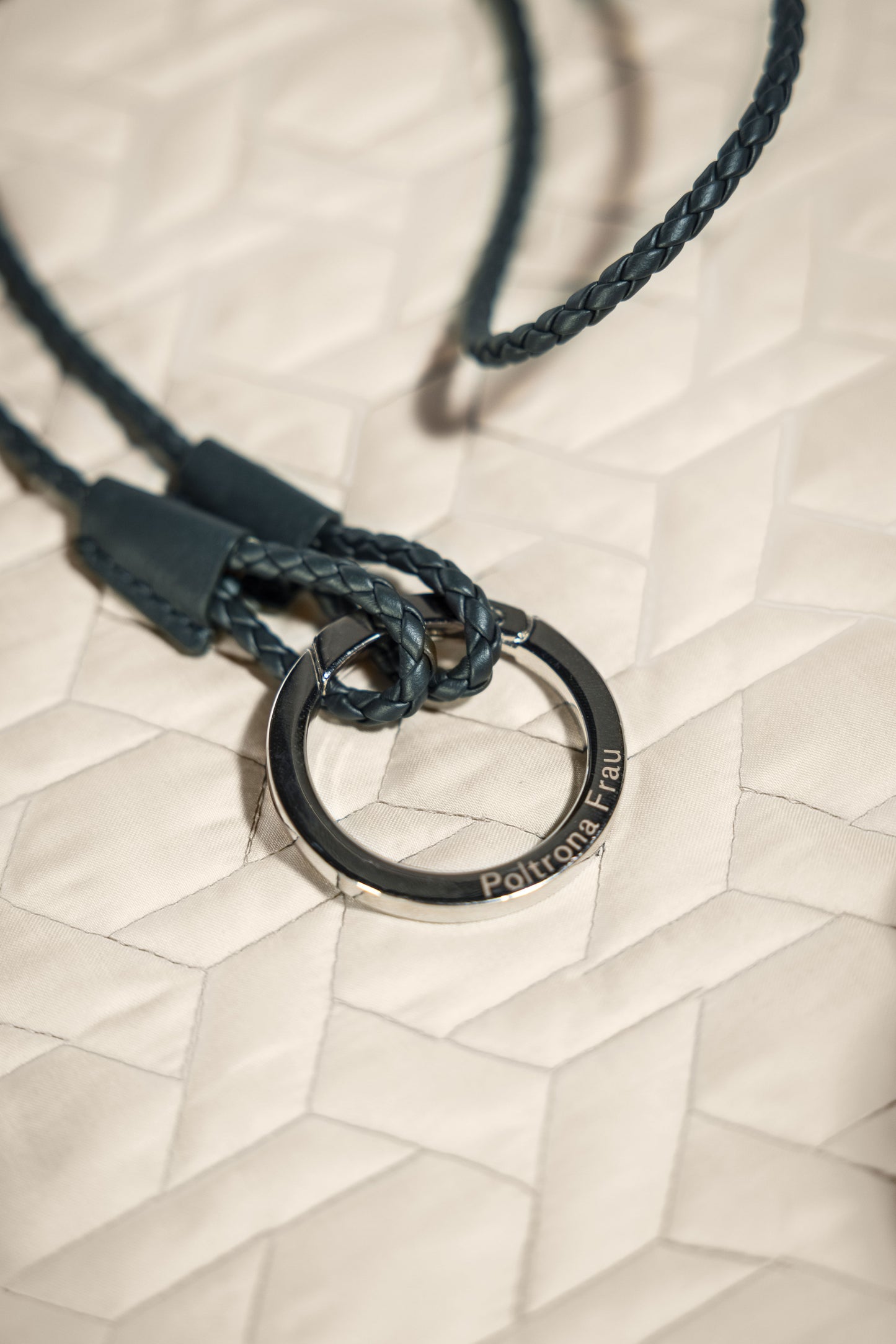 poltrona frau pet keychain