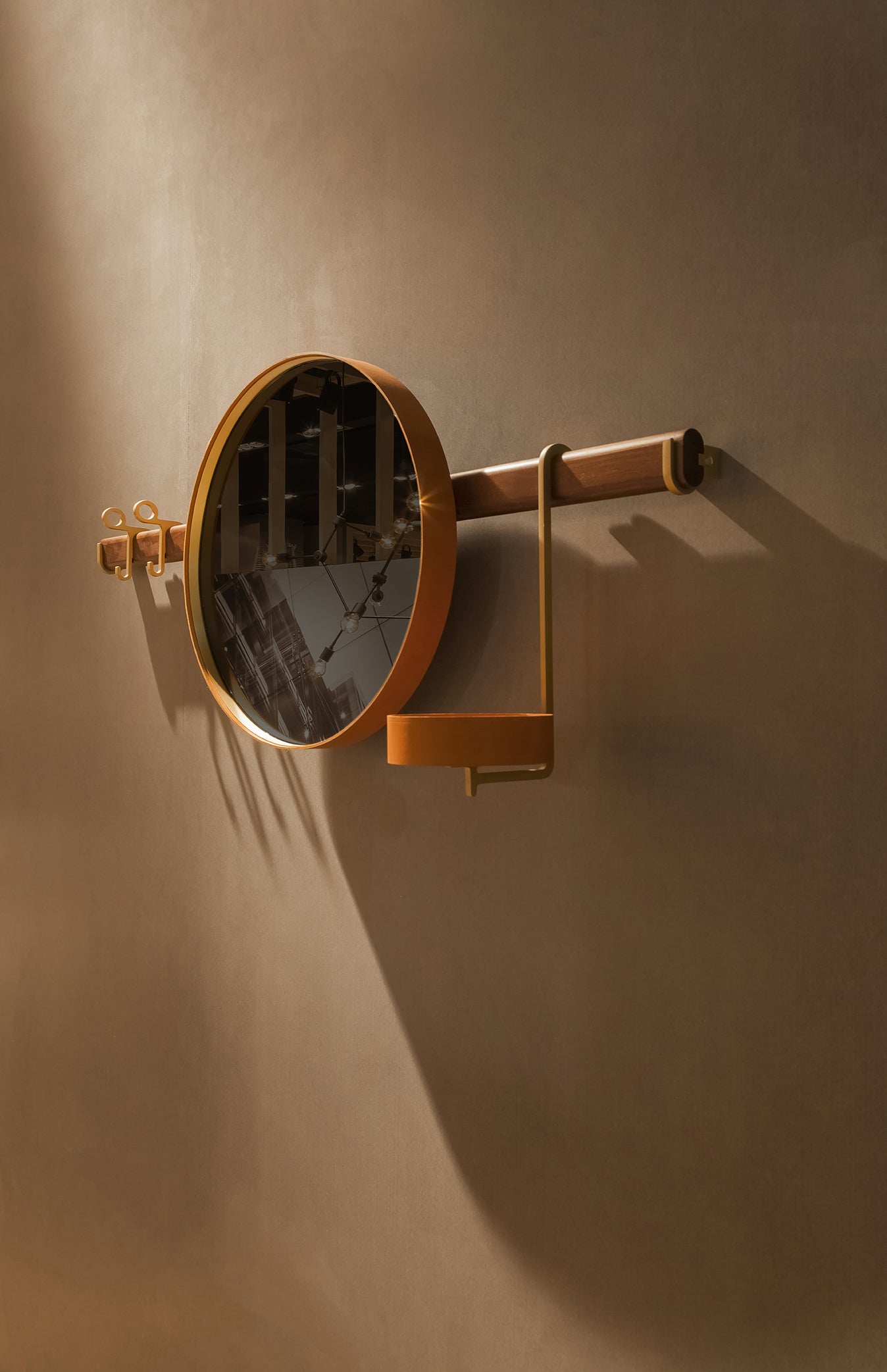 Ren Mirror With Hangers