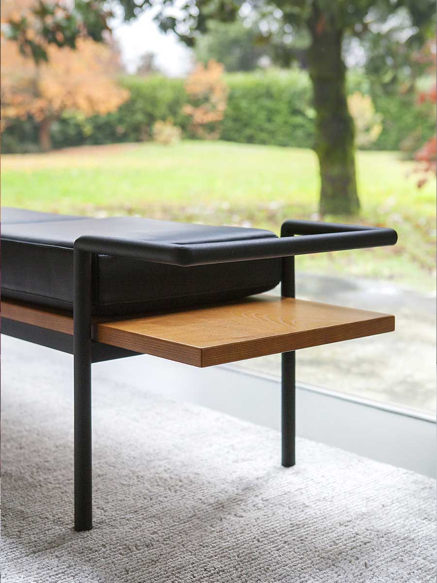 T904 Bench