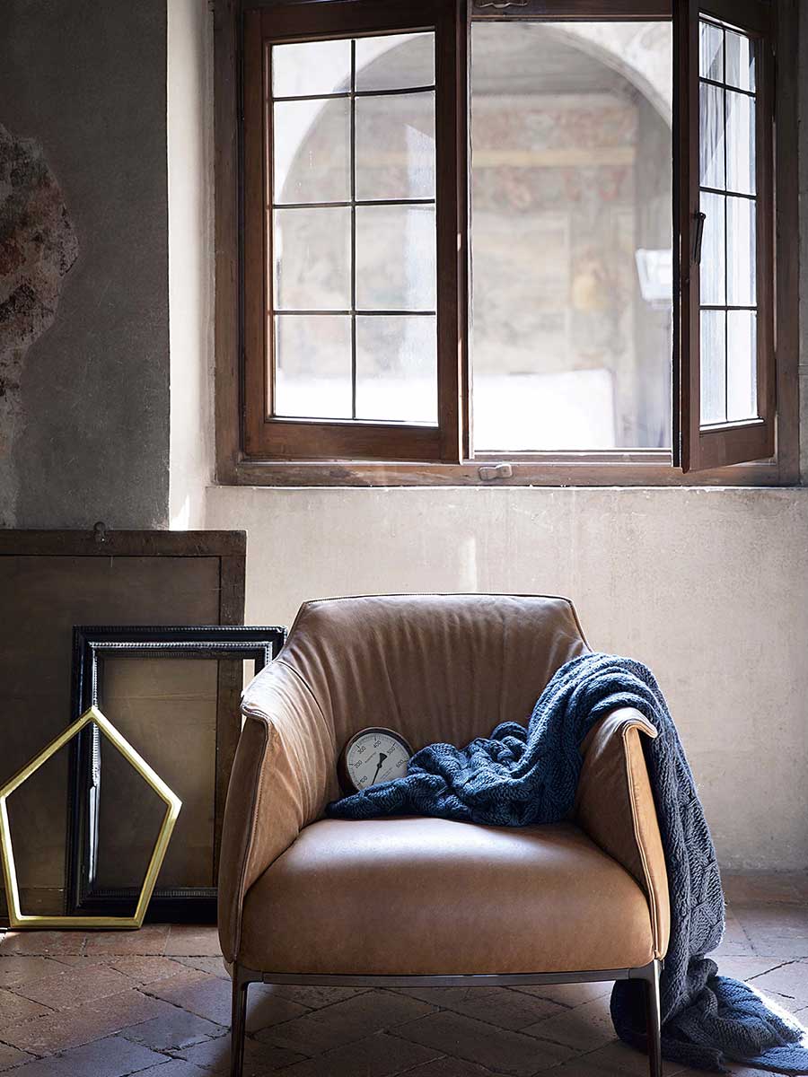 poltrona frau archibald armchair