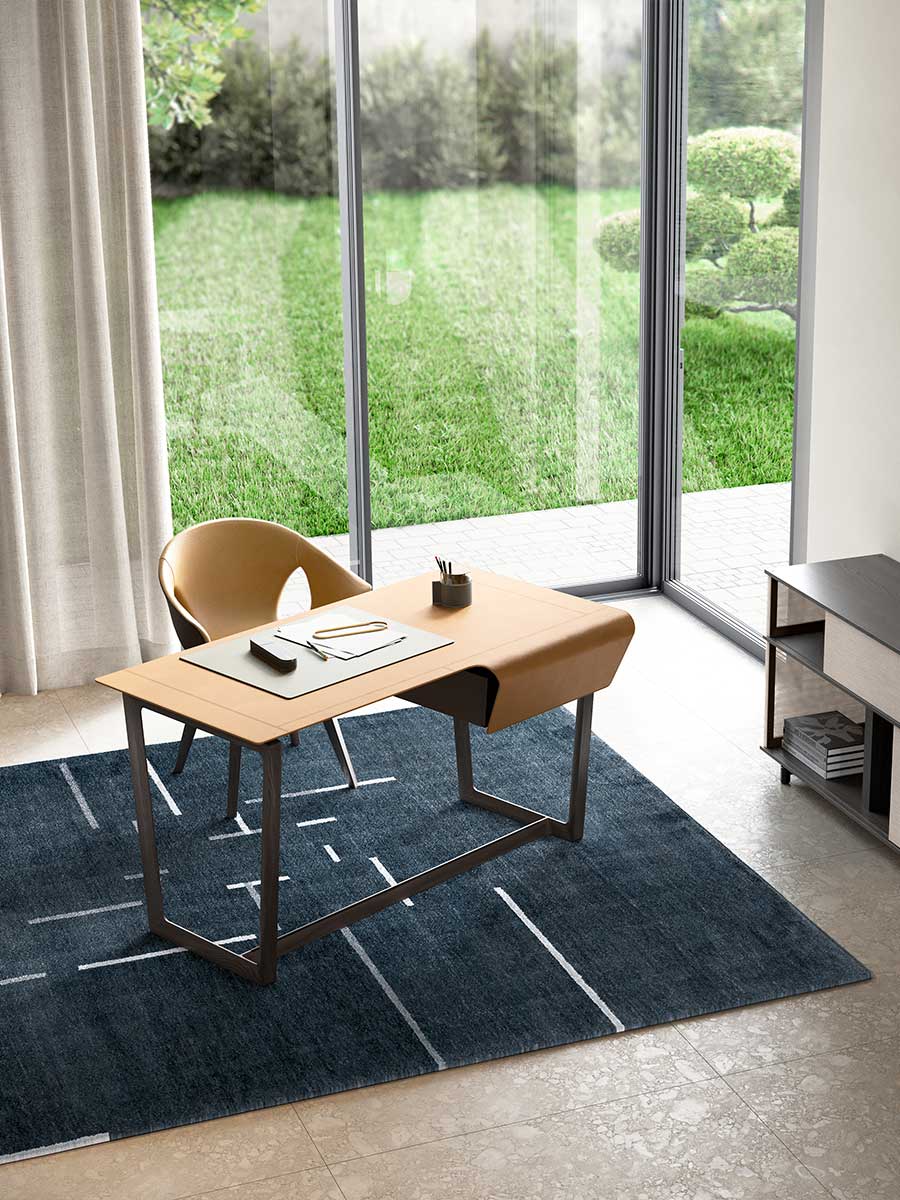 Fred Desk