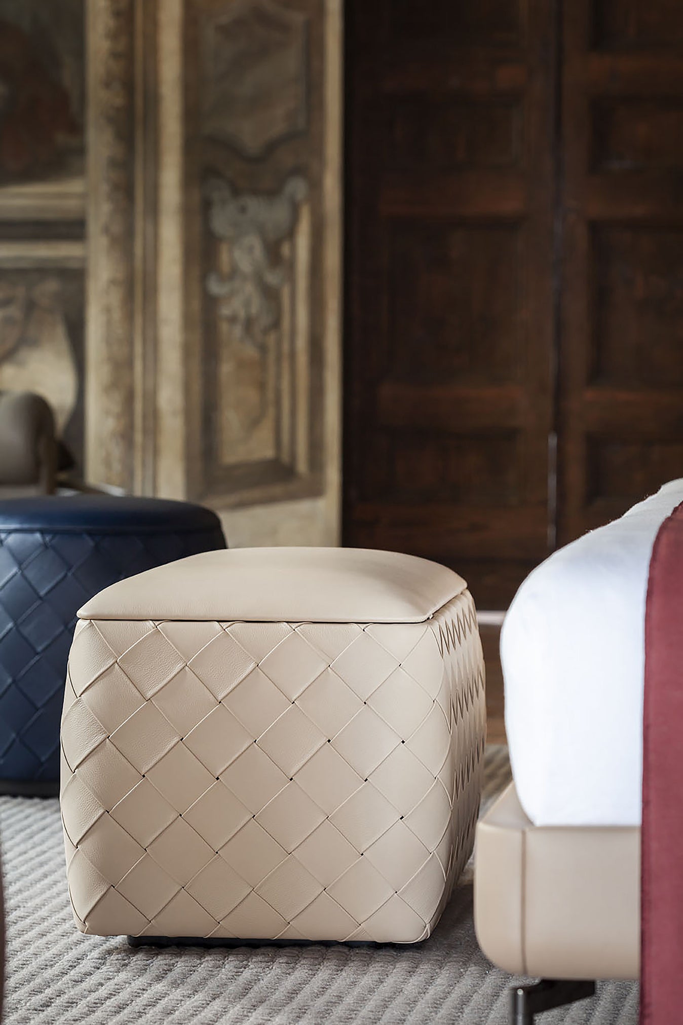 poltrona frau grant ottoman 65x45