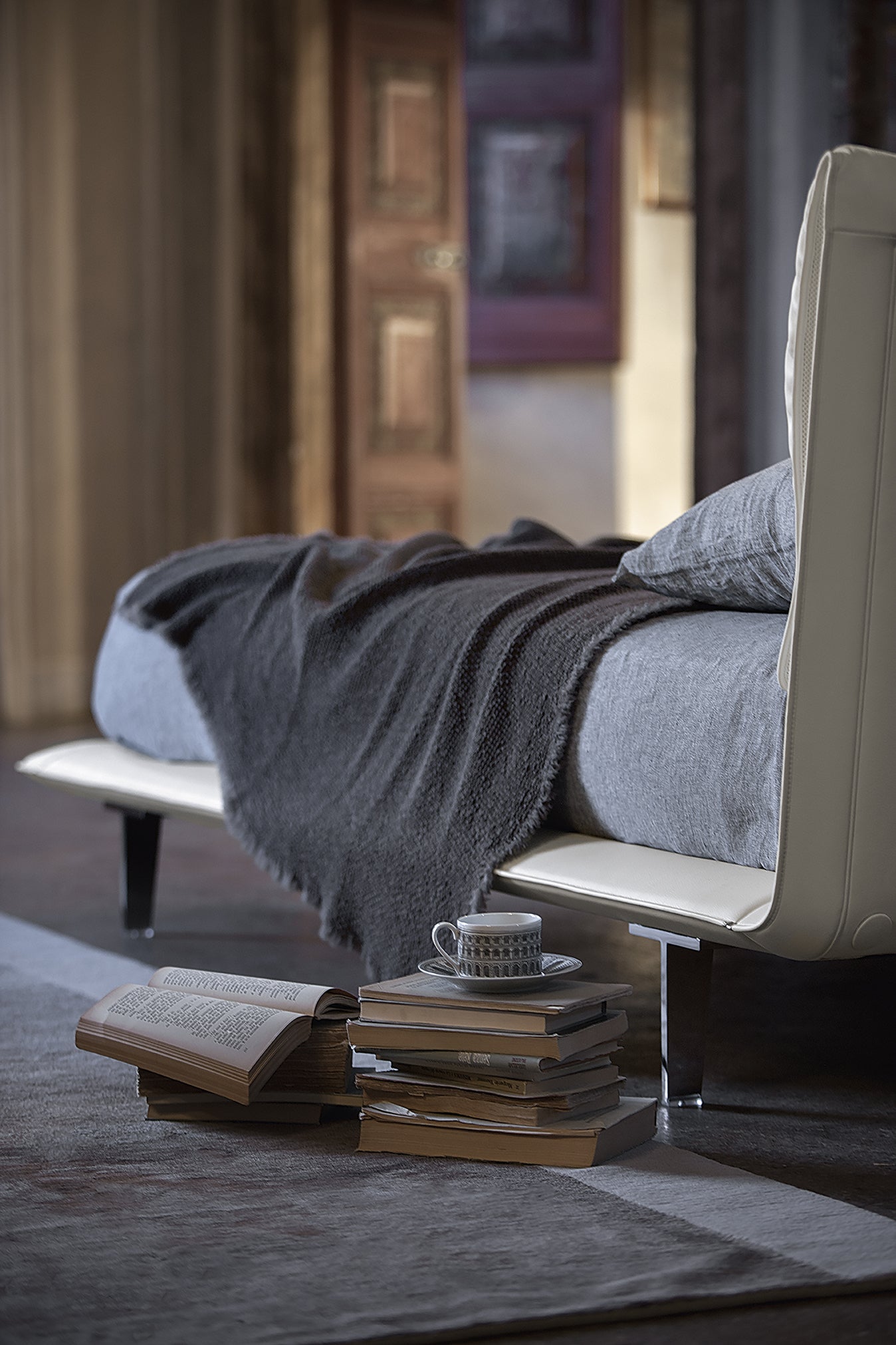 poltrona frau john john bed